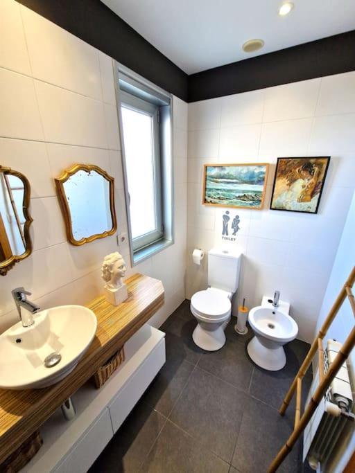 Apartamento Deluxe Vistas Al Mar Burela ภายนอก รูปภาพ