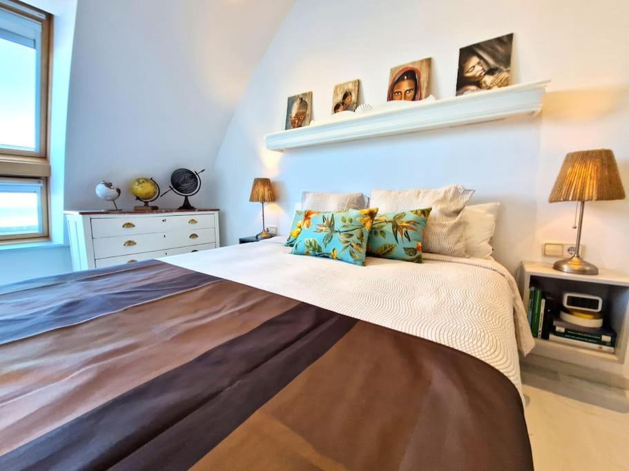Apartamento Deluxe Vistas Al Mar Burela ภายนอก รูปภาพ