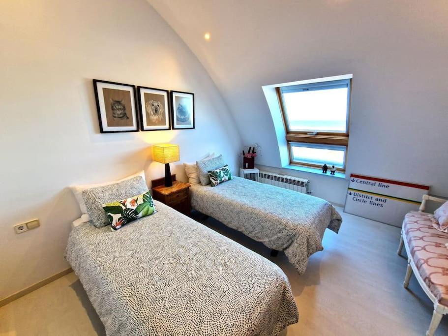 Apartamento Deluxe Vistas Al Mar Burela ภายนอก รูปภาพ